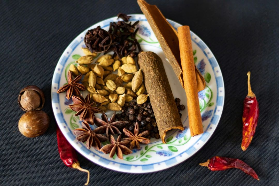 What makes Qatari cuisine special