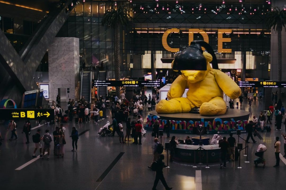 Global travel hub: World gateway 