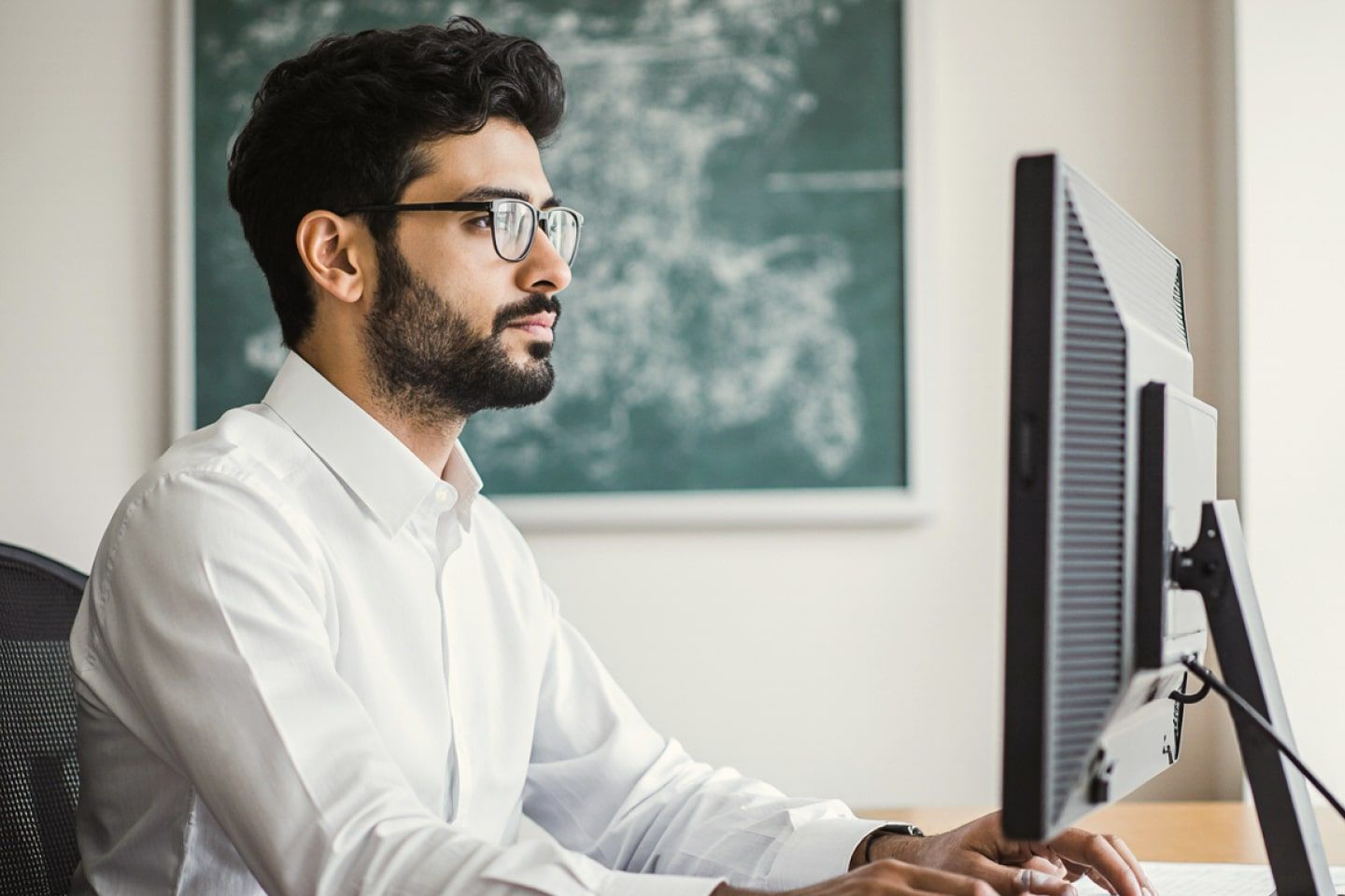 How to Learn to Drive Car in Qatar 4.jpg