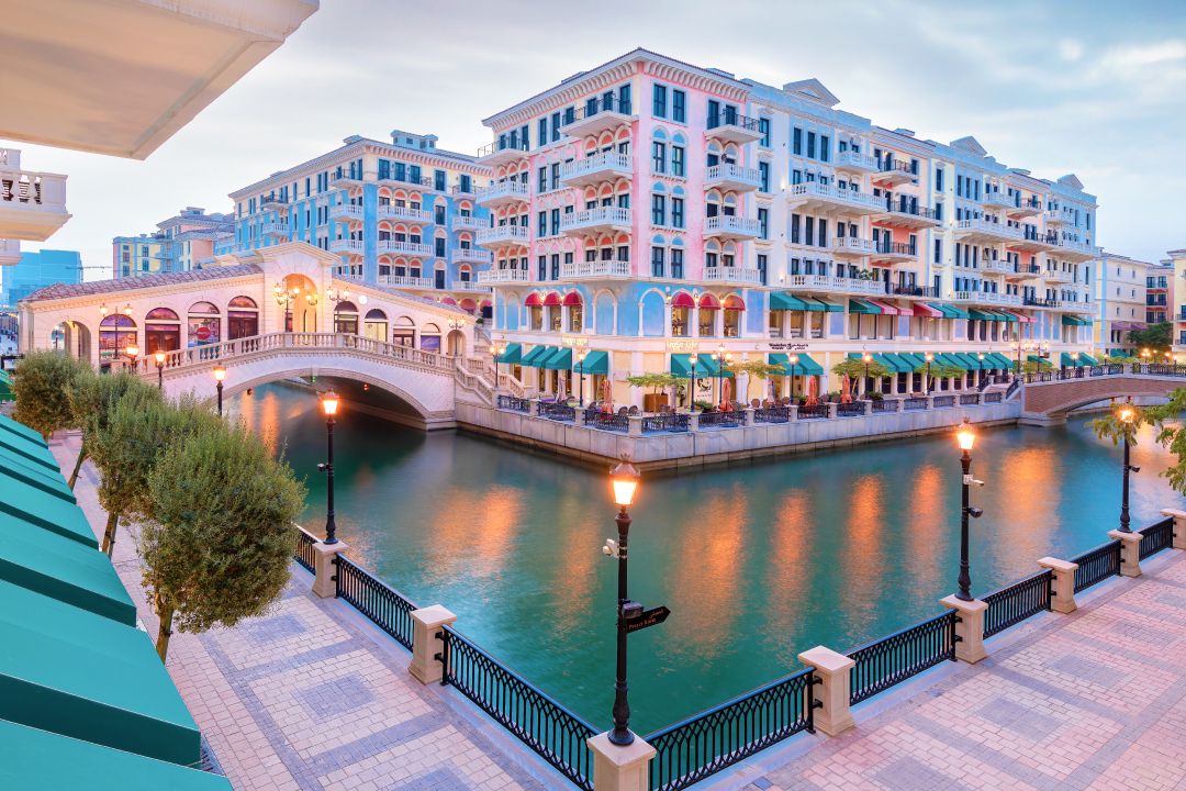 The Pearl-Qatar.jpg